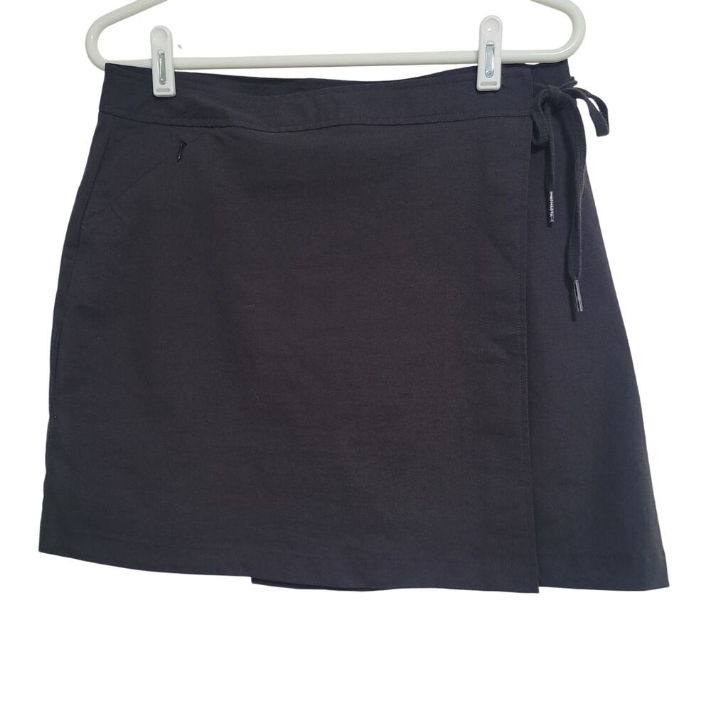 Athleta Black Wrap Mini Skirt Zip Pocket Tie Adjustable Waist Size Medium